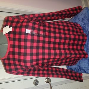 NWT! KIM RODGERS long sleeve top!